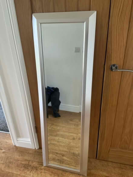 Photo of free Mirror (WA4) #1