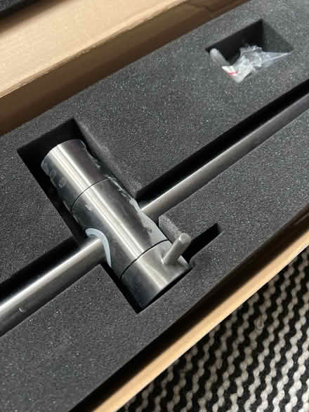 Photo of free Shower bar (SE15) #2