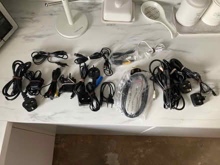Photo of free Assorted electrical cables (ST5 Baldwin's Gate) #2