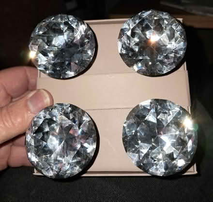 Photo of Crystal Furniture Knobs (Birch Green WR8) #1