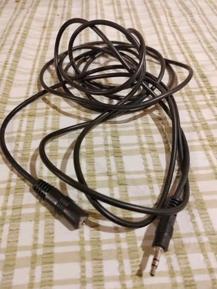 Photo of free Male to female audio cable (Risinghurst OX3) #1