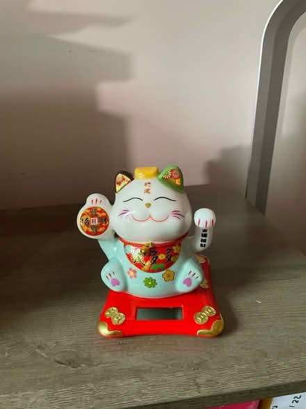 Photo of free Cat ornament (Southgate RH11) #1