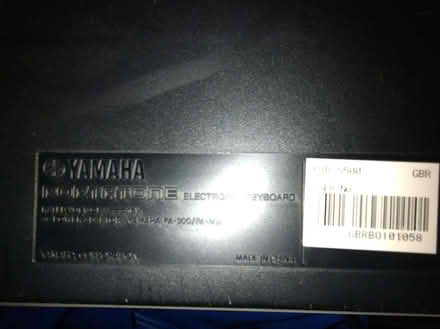 Photo of free electronic piano keyboard (Putney SW15) #2