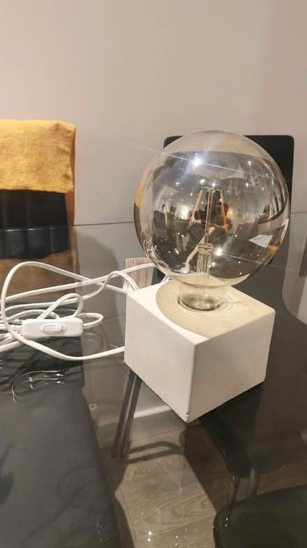 Photo of free Lamp (SW12 8) #1