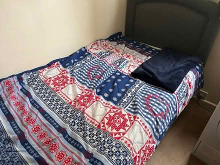Photo of free Single bed with headboard and duvet (Gillingham ME7) #2