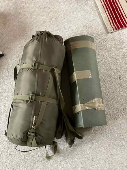 Photo of free Sleeping Bag and Mat (DA1) #1