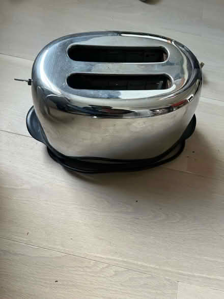Photo of free Toaster (Barnsbury N1) #1