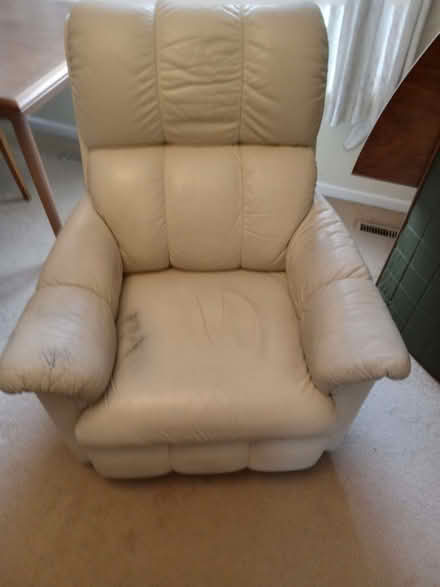 Photo of free La-z-boy manual recliner chair (Emscote CV34) #1