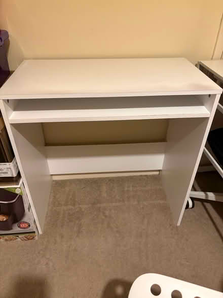 Photo of free White small desk (Langley, Slough, SL3) #1