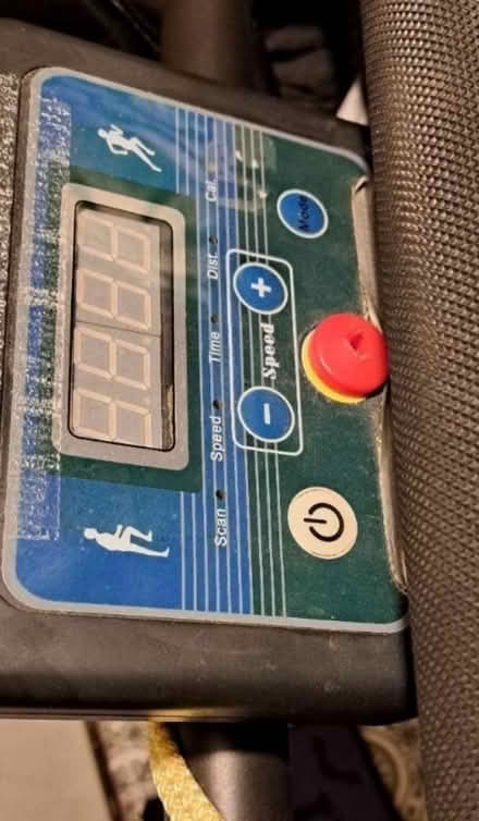 Photo of free Electric treadmill to gift (Anstey LE7) #3