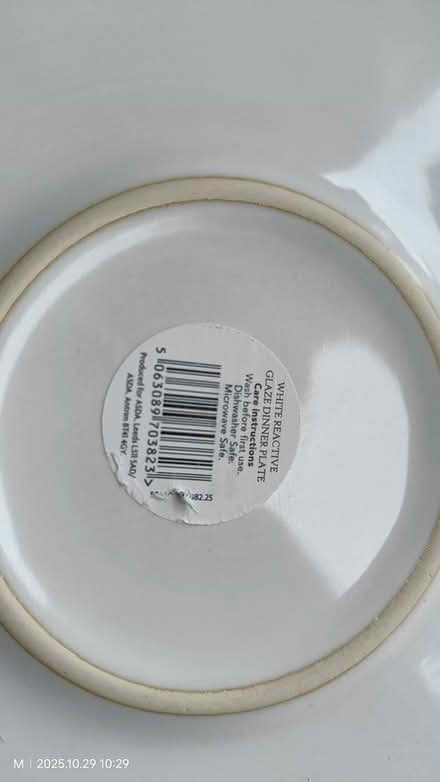 Photo of free White Dinner Plate, High edges (Tilehurst, Reading RG31) #3