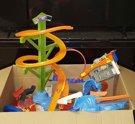 Photo of free Hot Wheels Ultimate Garage playset (Lambridge) #1