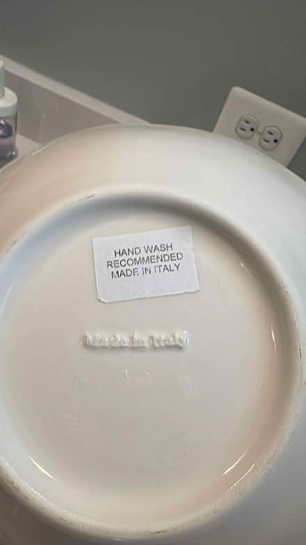 Photo of free Set of 6 bowls (Queens Chapel NE DC) #2