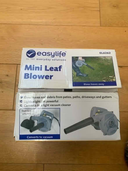 Photo of free Mini Leaf Blower (Kingsteignton TQ12) #1