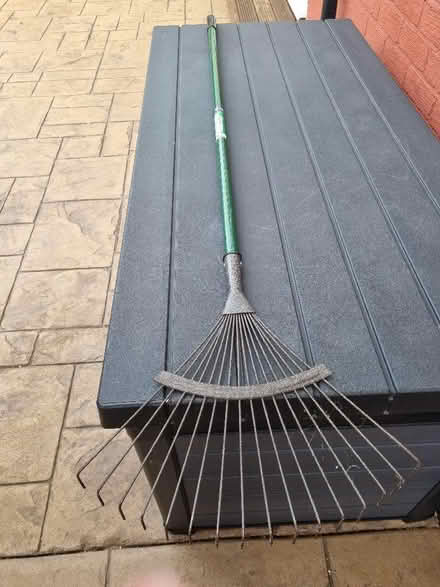 Photo of free garden leaf rake (Longley S5) #1