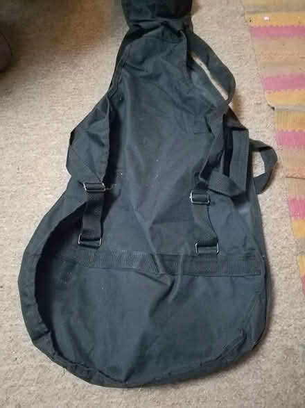Photo of free Small guitar case (Donnington OX4) #2
