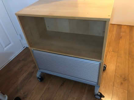 Photo of free Storage unit (South Oxfordshire RG4) #1