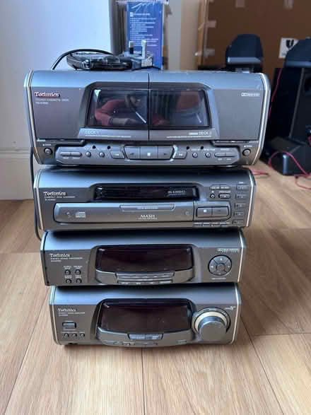 Photo of free Pioneer stereo (Rayleigh SS6) #1