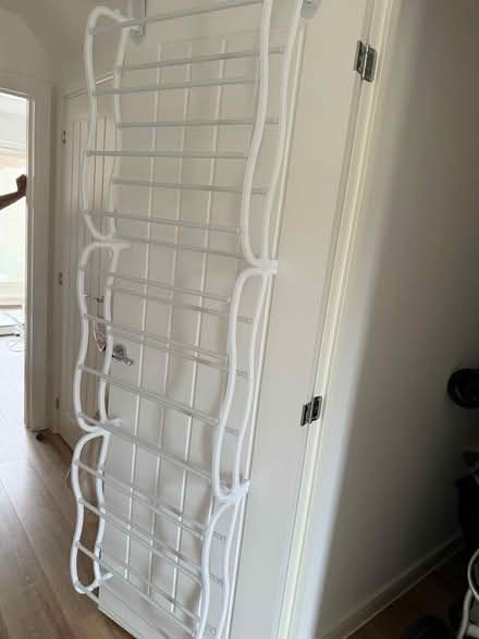 Photo of free Shoe rack (RG30) #1