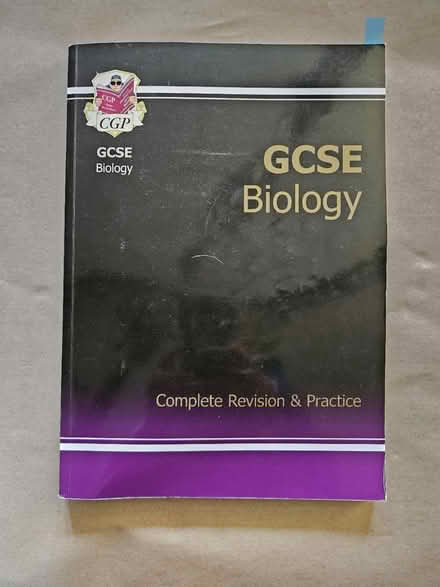 Photo of free GCSE biology revision guide (Pembury TN2) #1