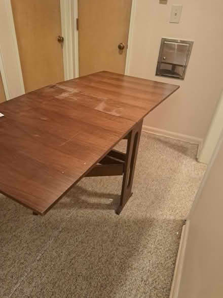 Photo of free Space saving table (Beverly Hills) #3