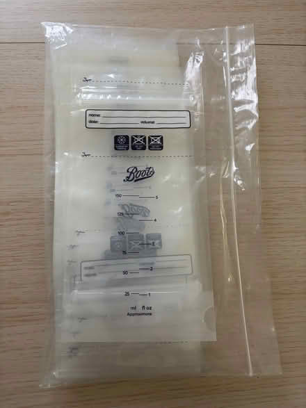 Photo of free Tommee Tippee breast pump and accessories (Cookridge LS16) #2