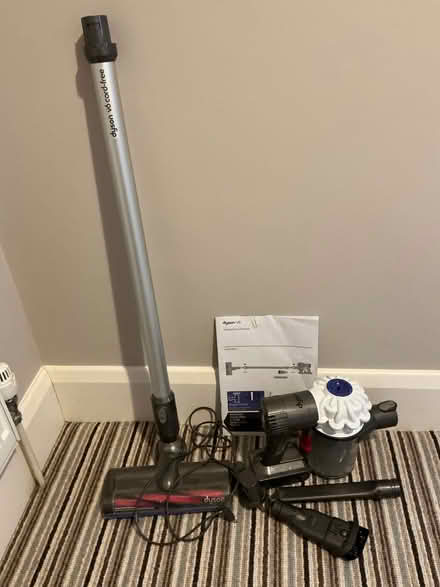 Photo of free Broken Dyson V6 cord free vacuum cleaner (Weetwood LS16) #1