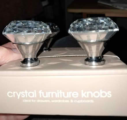 Photo of Crystal Furniture Knobs (Birch Green WR8) #2