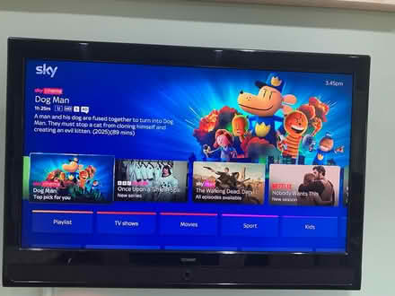 Photo of free TEKNICA 32” tv and wall bracket (Chingford London E4) #3