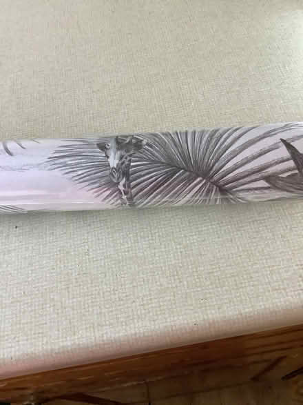 Photo of free Giraffe and monkey wallpaper (Balerno EH14) #2