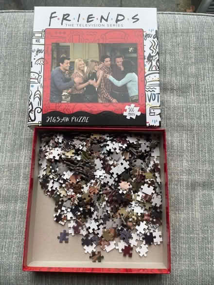 Photo of free Friends Jigsaw (Western Park LE3) #2