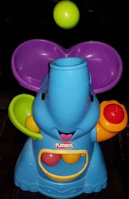 Photo of free Playskool Elefun Busy Ball Popper Toy (Lambridge) #1