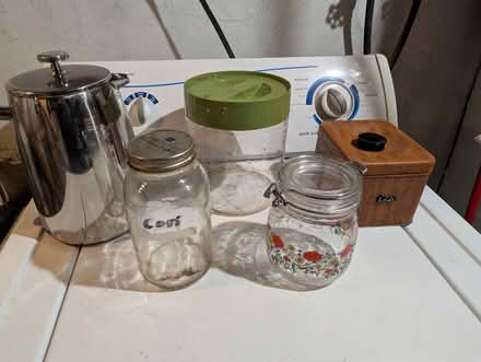 Photo of free various containers (Little Italy) #1
