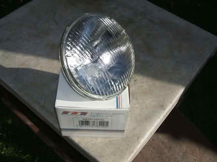Photo of free 7" sealed beam headlight (Townsend BH8) #1