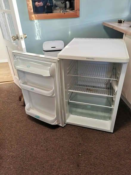 Photo of free Fridge good working order (Wybunbury Nantwich) #2