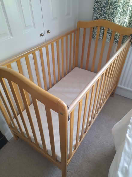 Photo of free Mamas & Papas drop side cot (GU12) #2