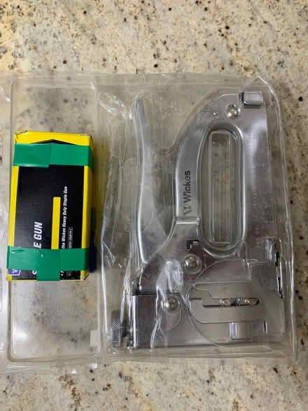 Photo of free staple gun (Eathorpe CV33) #1