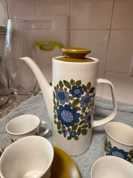 Photo of free Alfred Meakin vintage coffee set (Carshalton SM5) #3