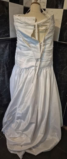 Photo of free Wedding Dress (Hollinswood TF3) #2