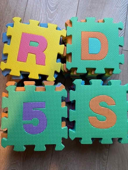 Photo of free Foam connecting tiles for young children (Stodday LA2) #1