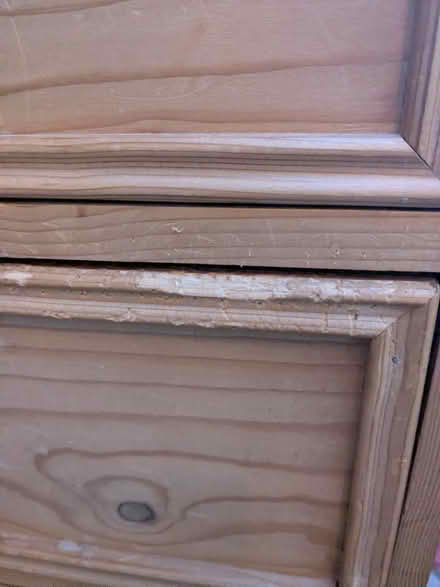 Photo of free Cheat of drawers (Bentham LA2) #3