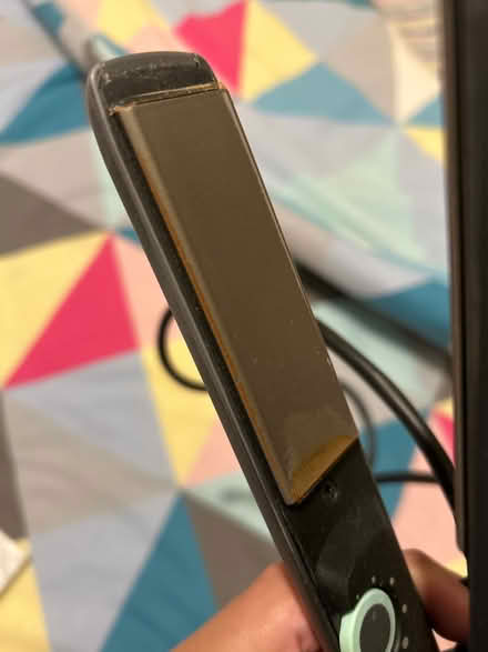 Photo of free Remington hair straightener (KT3 new malden) #2