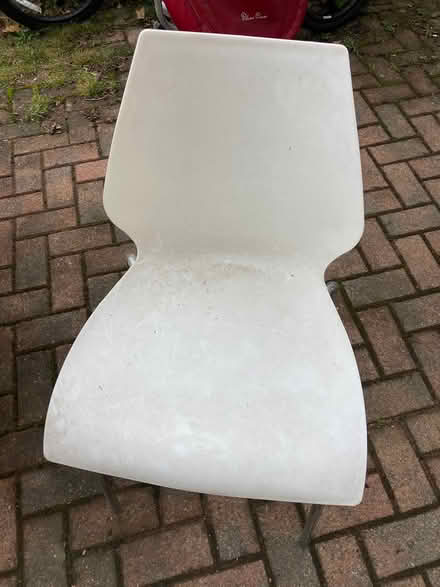 Photo of free Single White Chair (Shelf HX3) #1