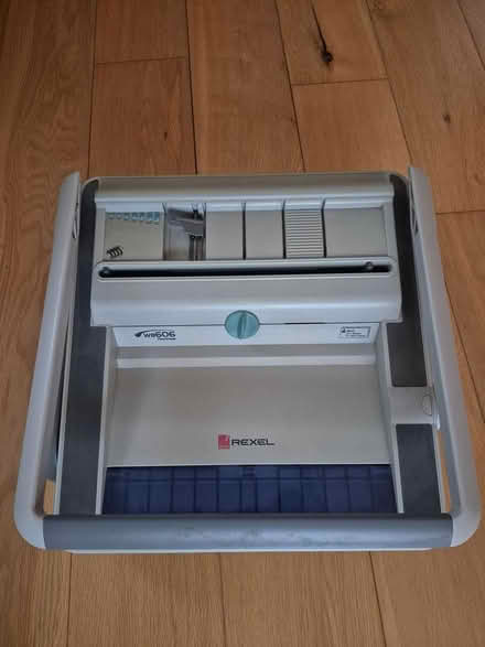 Photo of free Rexel wirebind machine WB606 (Friern Barnet N11) #1