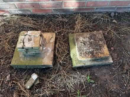 Photo of free Stone bird bath (West Kirby) #4