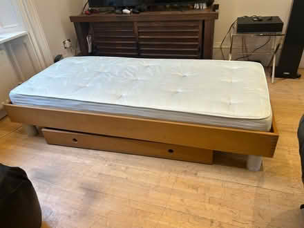 Photo of free Single bed with mattress (pick up available now) (Clapham Junction SW11) #1