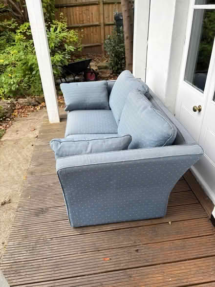Photo of free Comfortable Sofa, elegant fabric (GU22) #3