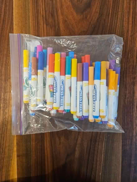 Photo of free messfree coloring markers (Larchmont) #1