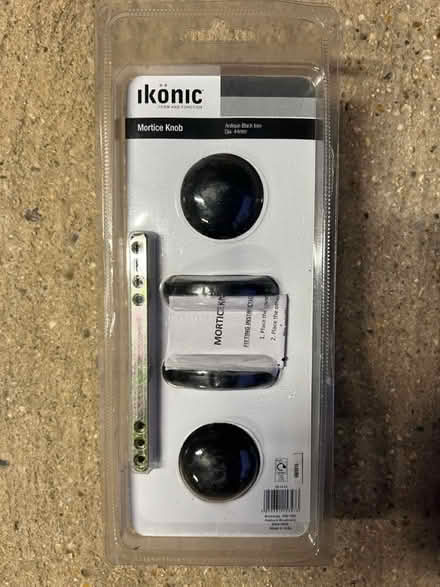 Photo of free Door knob (Blacknest) #2