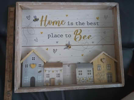 Photo of free Bee Wall Plaque (Collyhurst M40) #4